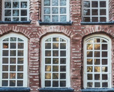 The Limits of Window Sizes