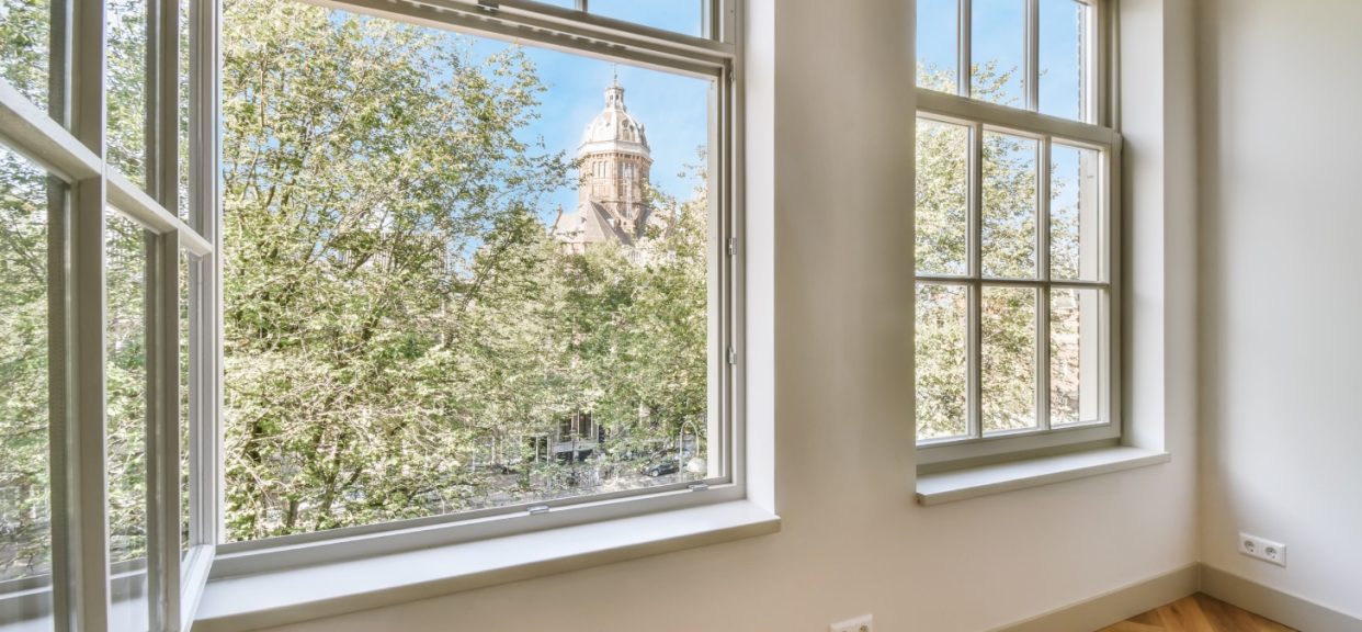 Top 10 Window Coverings for a Stylish and Functional Home