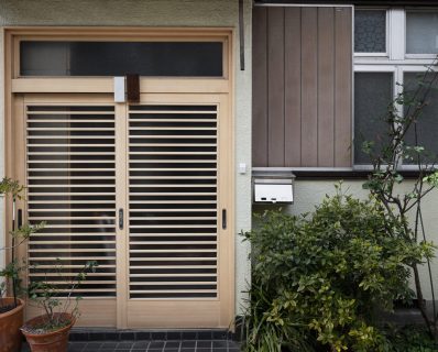 Sliding Doors with Built-In Blinds